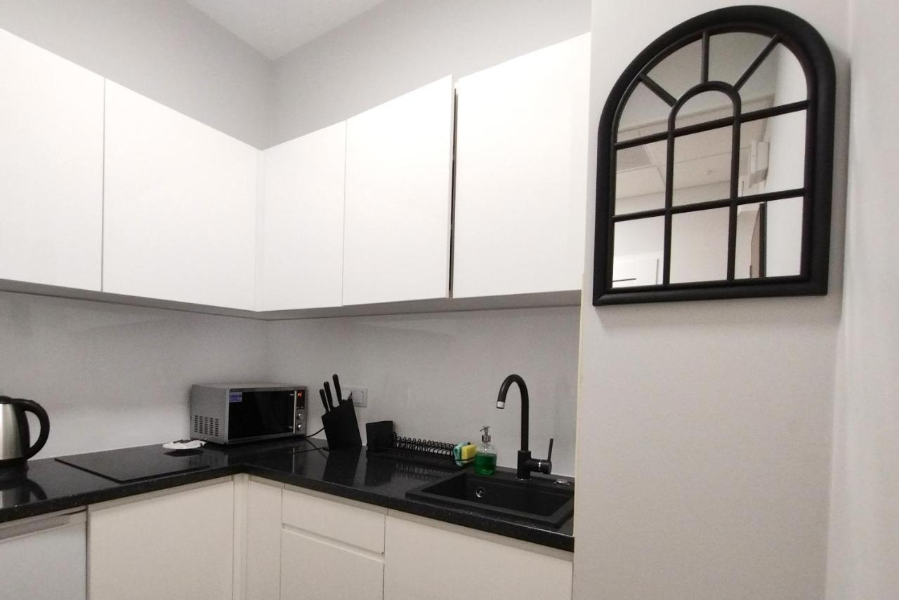 Prymasa Tysiaclecia 83A City Center Viev Sperate Bedroom By Perfect Apart 530 ワルシャワ エクステリア 写真