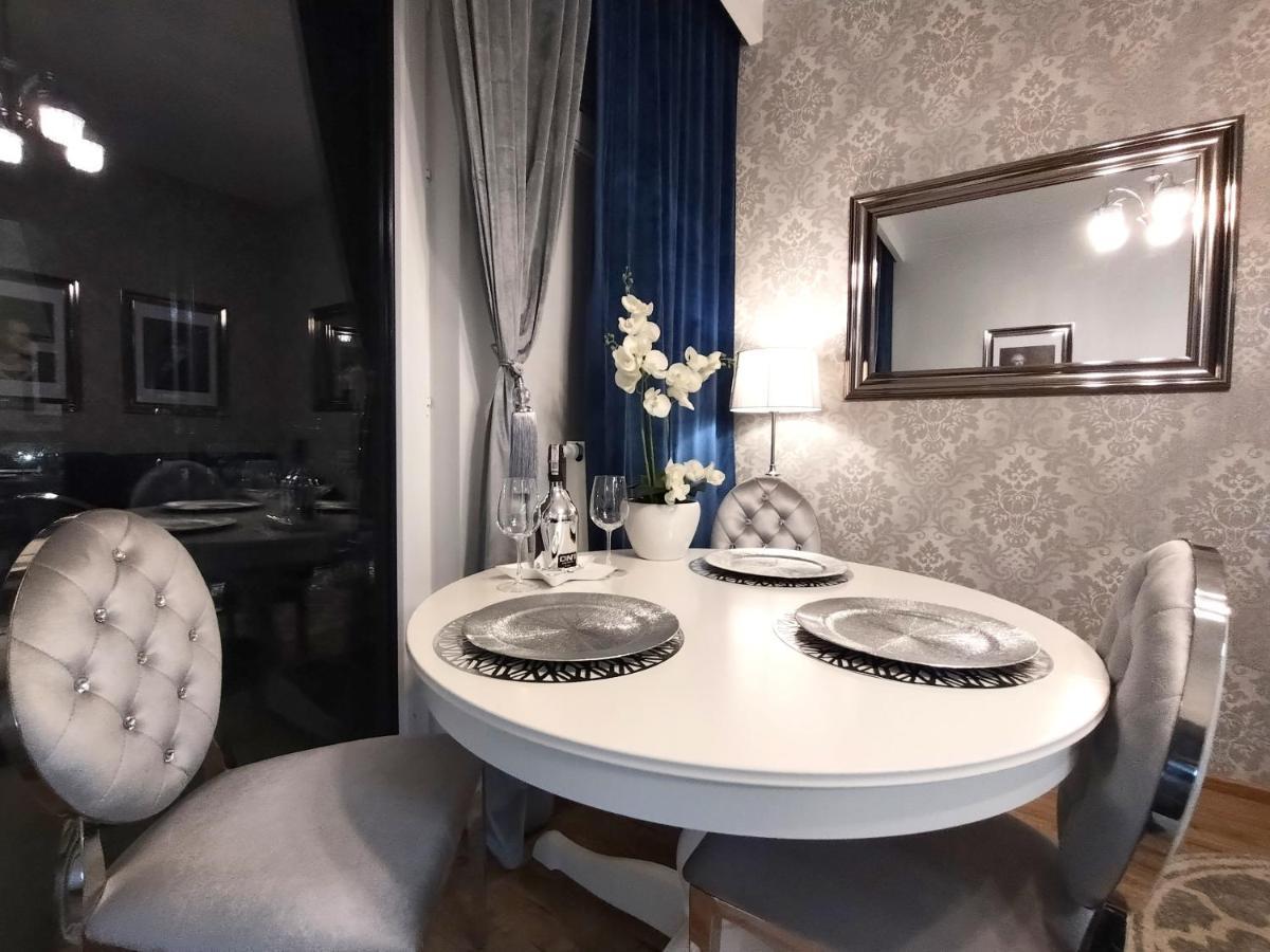 Prymasa Tysiaclecia 83A City Center Viev Sperate Bedroom By Perfect Apart 530 ワルシャワ エクステリア 写真